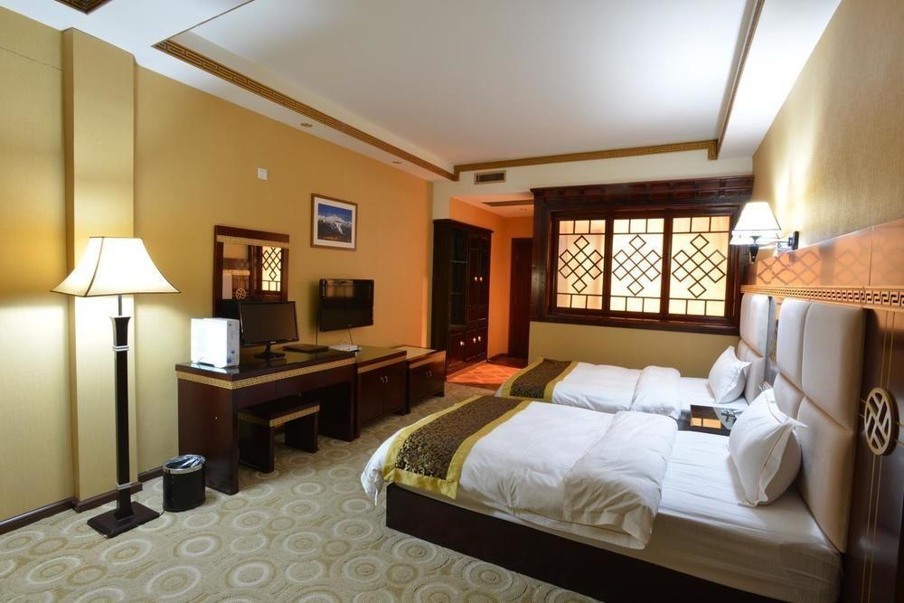 Lanting Yipin Hotel Shangri-La Exterior foto